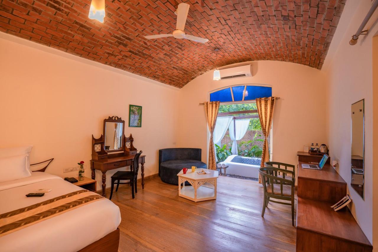 Albergue Moustache Goa Luxuria Vagator Exterior foto